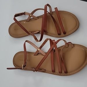Old Navy brown sandal